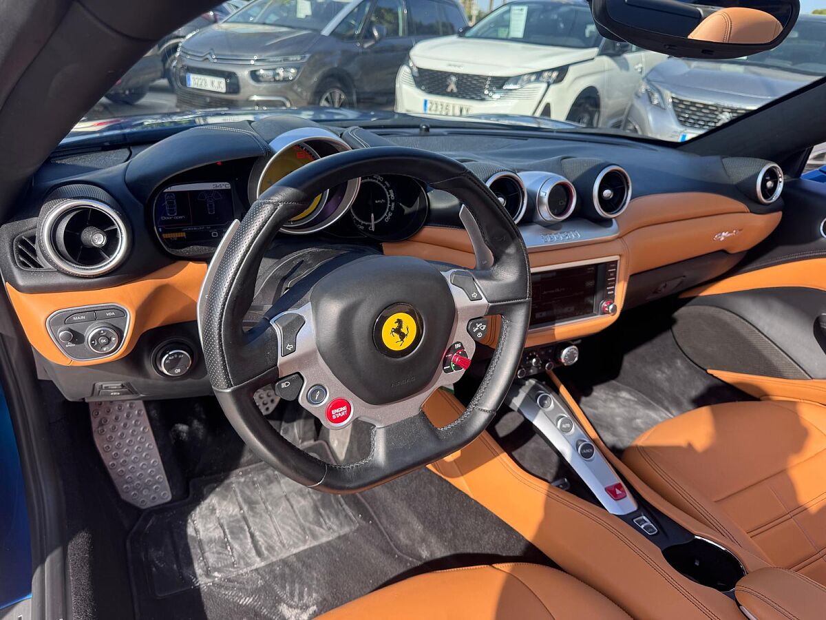FERRARI CALIFORNIA T CONVERTIBLE AUTO SPANISH LHD IN SPAIN 28000 MILES FFSH 2014